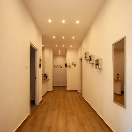 Easy Boarding Vendégház 3*