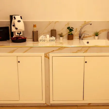 Easy Boarding Πανσιόν 3*